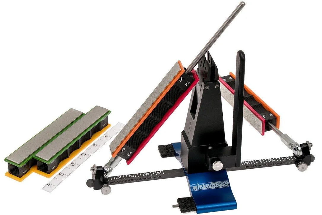 knivesandtools3531081
